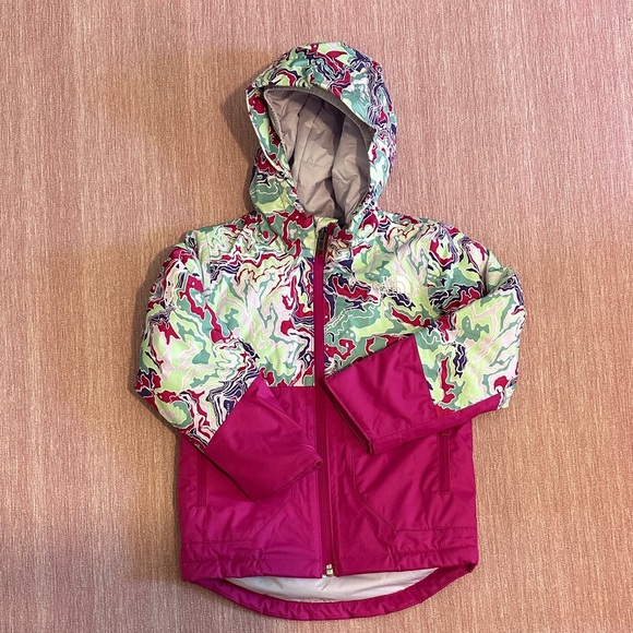 North Face girl’s ski and snowboard jacket size 4T - Picture 1 of 3